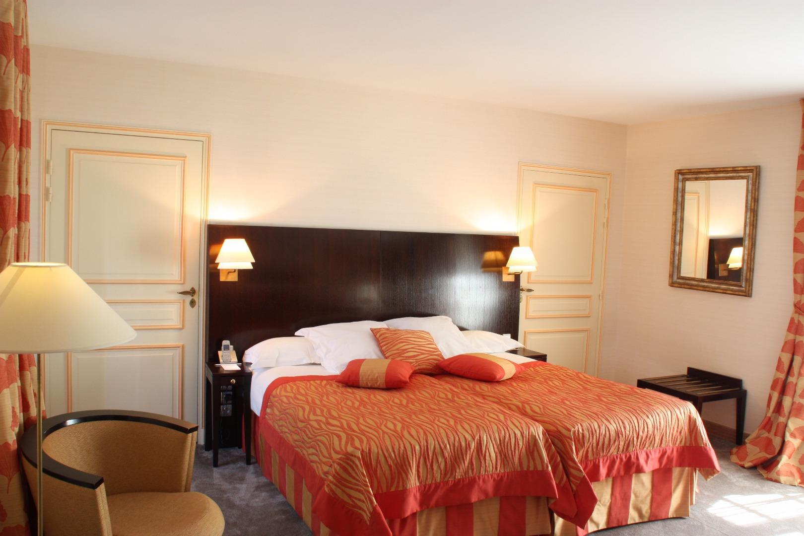 Au Grand Hotel De Sarlat - Pavillon De Selves Eksteriør billede