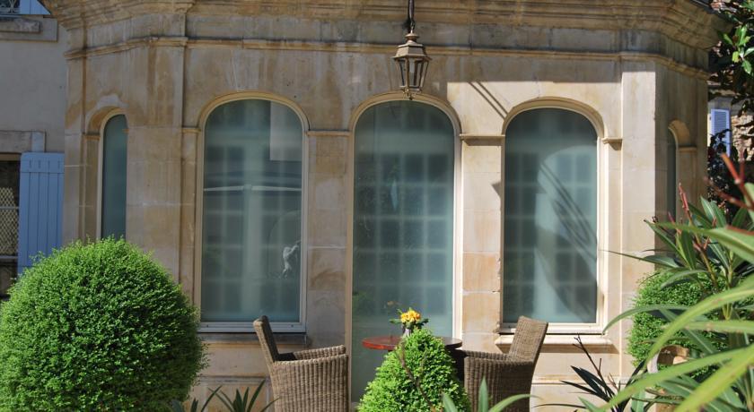 Au Grand Hotel De Sarlat - Pavillon De Selves Eksteriør billede