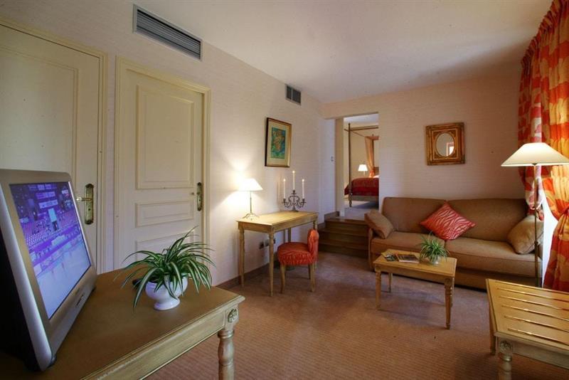 Au Grand Hotel De Sarlat - Pavillon De Selves Eksteriør billede